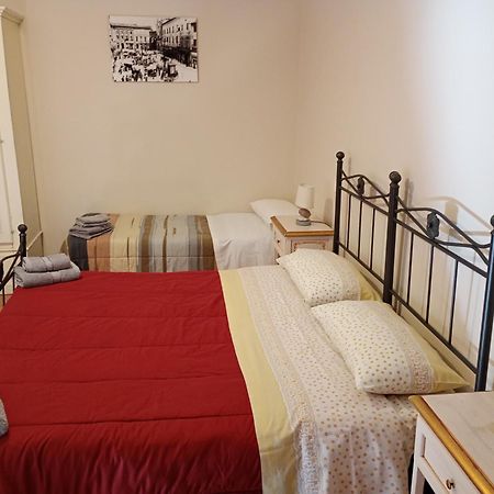B&B La Giostra Di Φολίνιο Δωμάτιο φωτογραφία